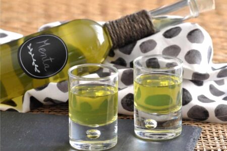 liquore alla menta